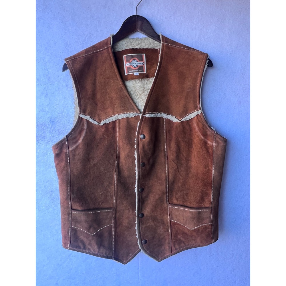 Vintage Pioneer Wear Brown Suede Faux Shearling Western Vest Mens 42 Albuquerque